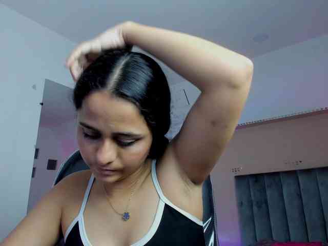 Giselle-Roldan webcam