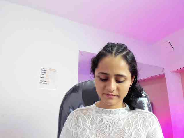 Giselle-Roldan webcam