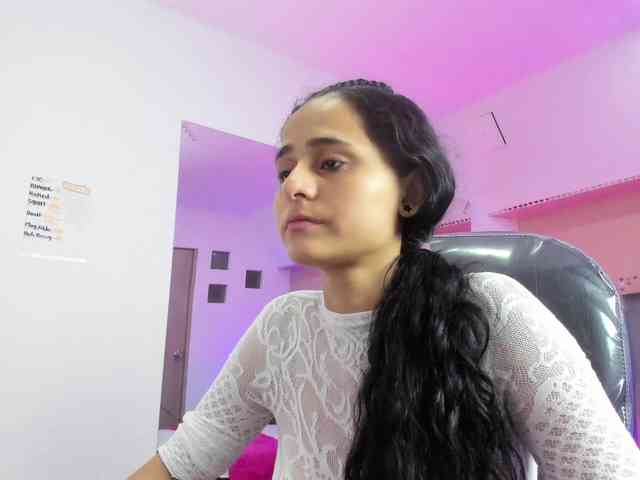 Giselle-Roldan webcam