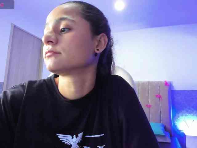 Giselle-Roldan webcam