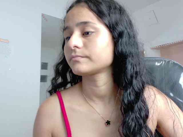 Giselle-Roldan webcam