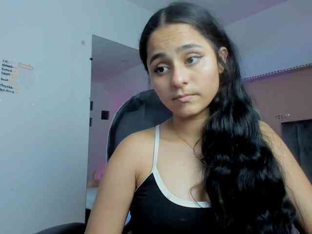 Giselle-Roldan webcam