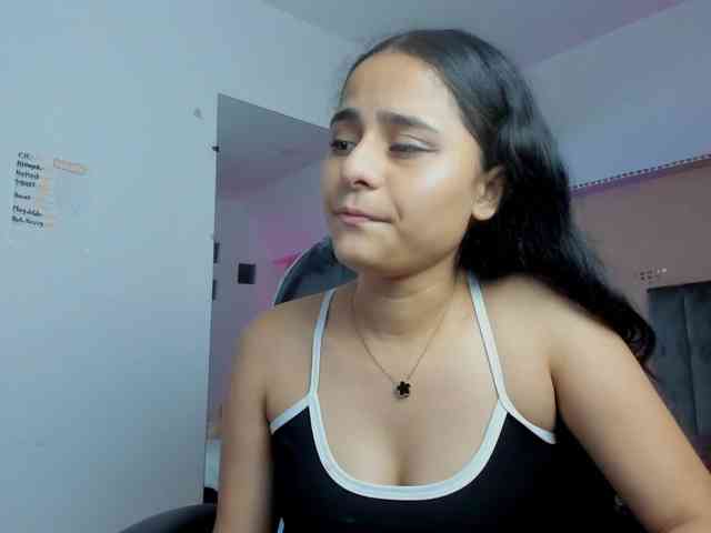 Giselle-Roldan webcam