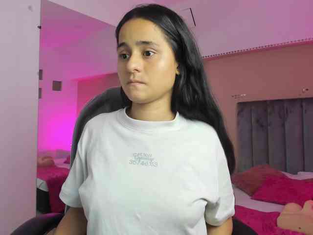 Giselle-Roldan webcam