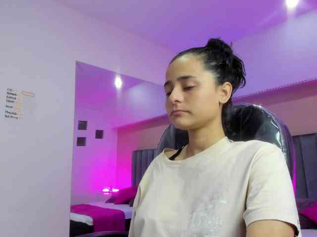 Giselle-Roldan webcam