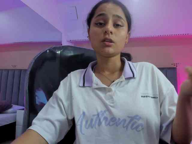 Giselle-Roldan webcam