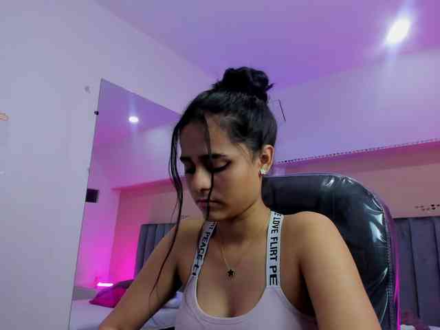 Giselle-Roldan webcam