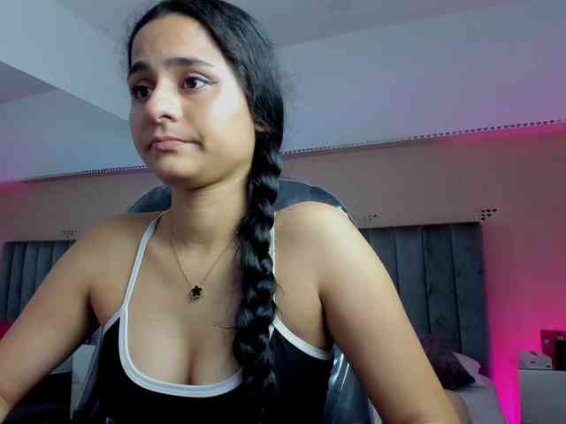 Giselle-Roldan webcam