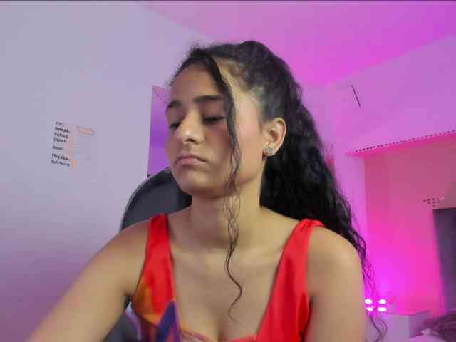 Giselle-Roldan webcam