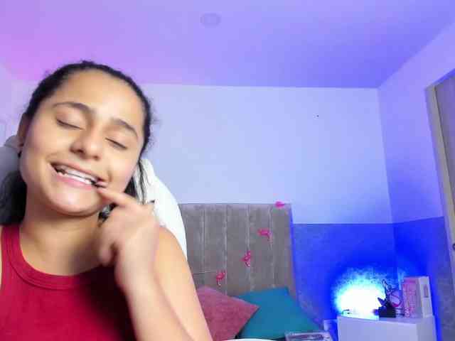 Giselle-Roldan webcam