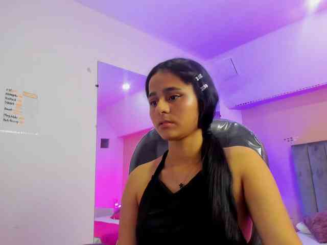 Giselle-Roldan webcam