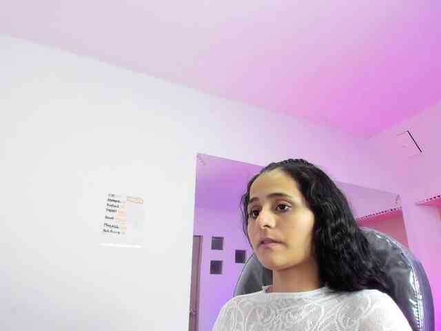 Giselle-Roldan webcam