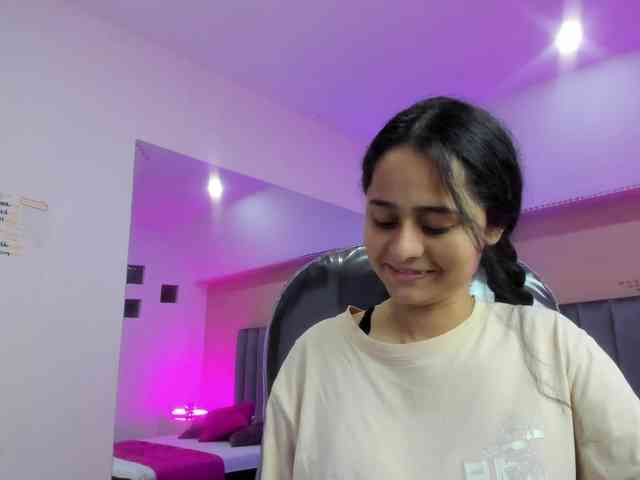 Giselle-Roldan webcam