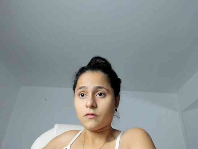 Giselle-Roldan webcam