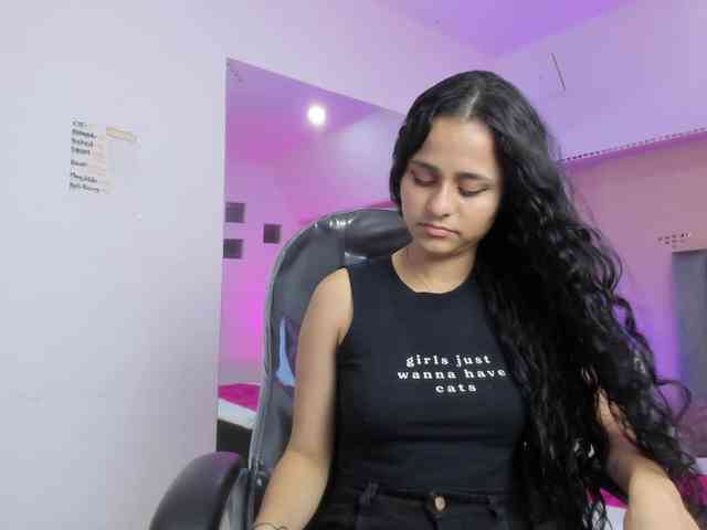 Giselle-Roldan webcam