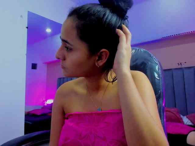 Giselle-Roldan webcam