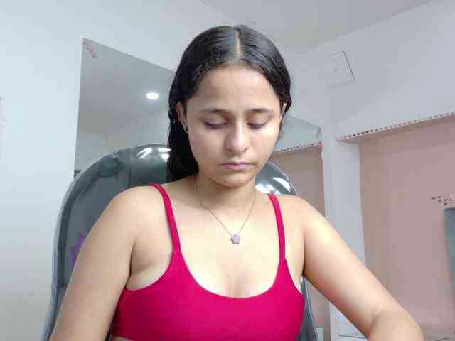 Giselle-Roldan webcam