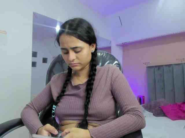 Giselle-Roldan webcam