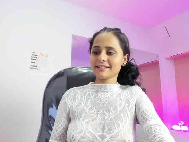 Giselle-Roldan webcam