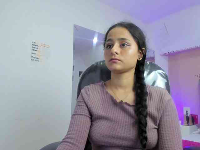 Giselle-Roldan webcam