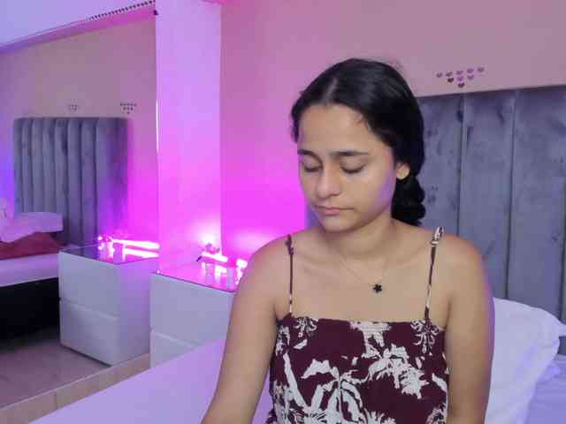 Giselle-Roldan webcam