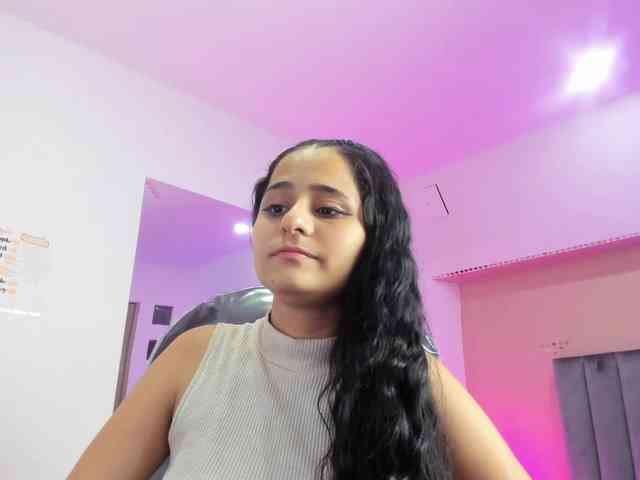 Giselle-Roldan webcam