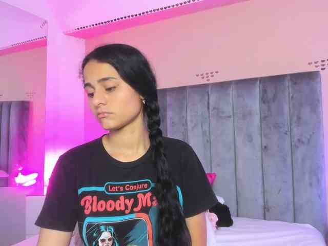 Giselle-Roldan webcam