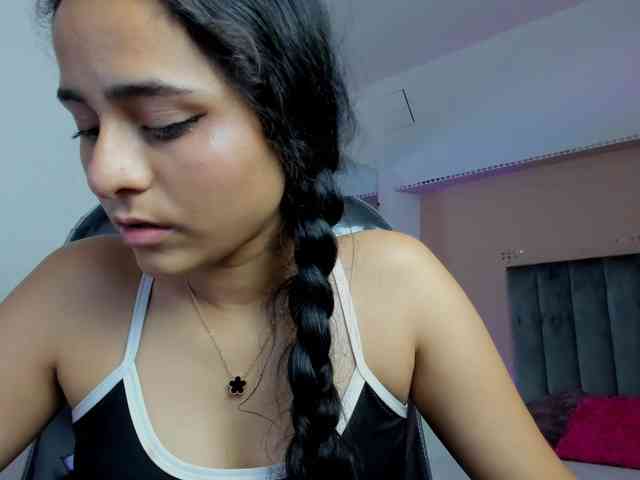 Giselle-Roldan webcam