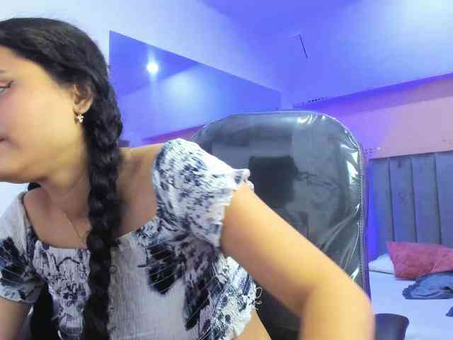 Giselle-Roldan webcam