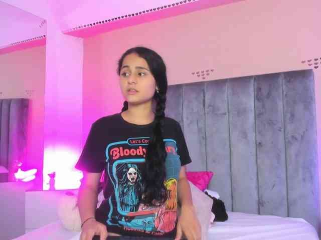 Giselle-Roldan webcam