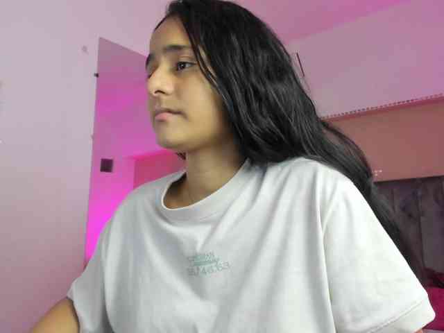 Giselle-Roldan webcam