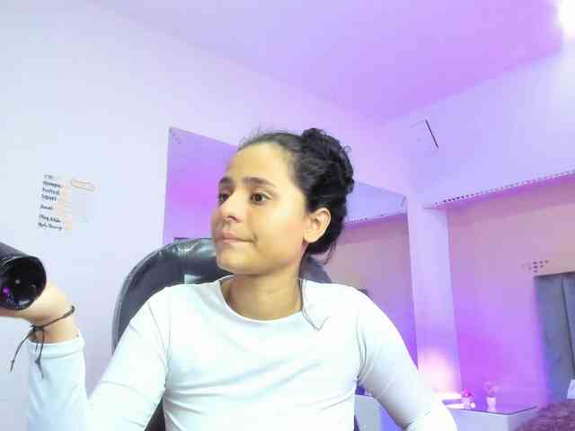 Giselle-Roldan webcam