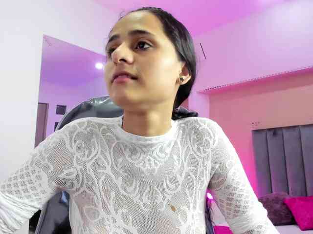 Giselle-Roldan webcam