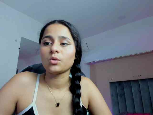 Giselle-Roldan webcam