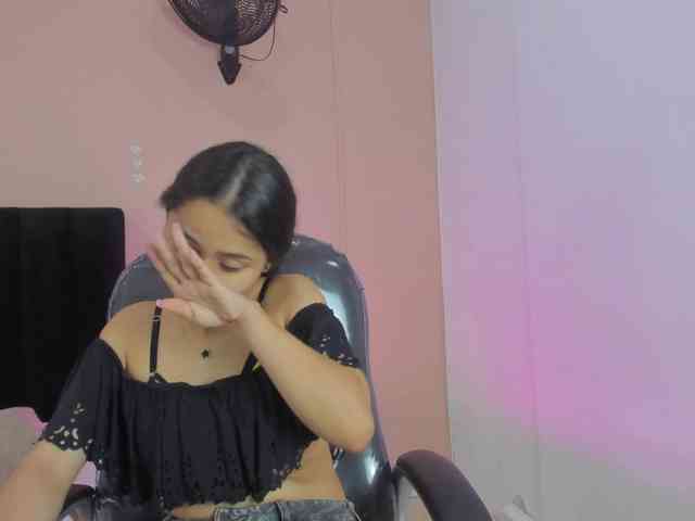 Giselle-Roldan webcam