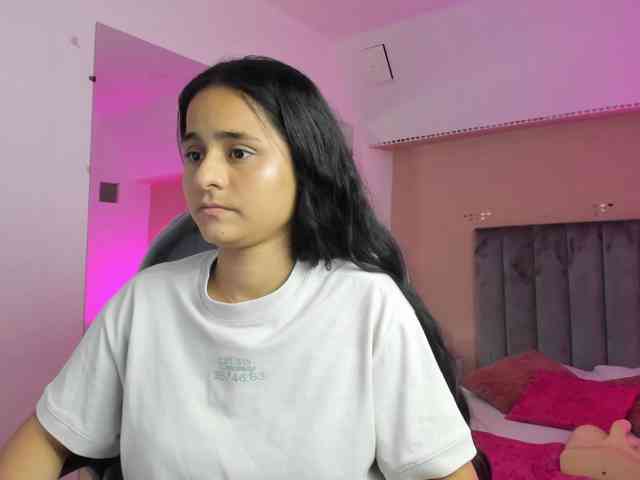 Giselle-Roldan webcam