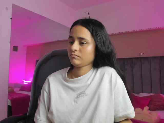 Giselle-Roldan webcam