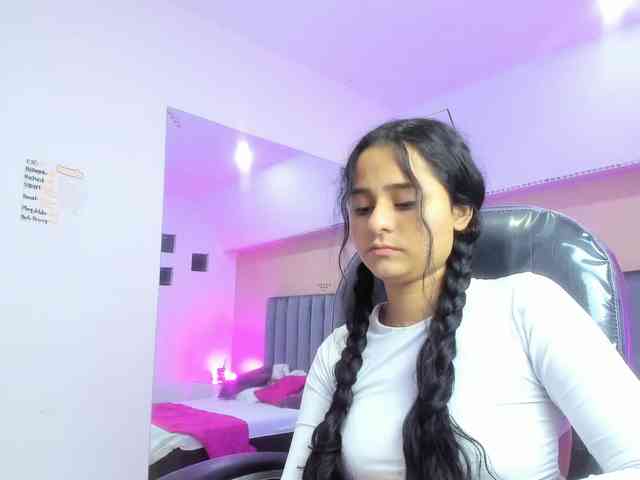 Giselle-Roldan webcam