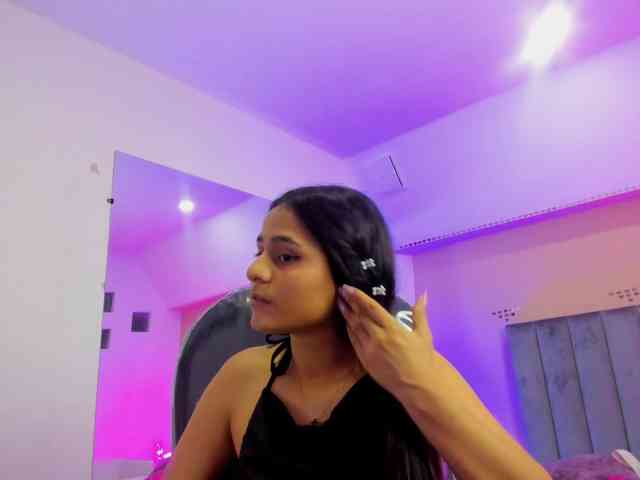 Giselle-Roldan webcam