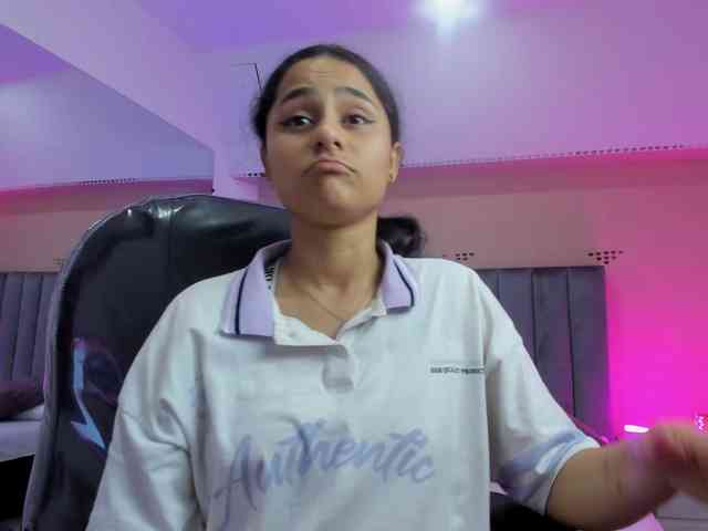 Giselle-Roldan webcam