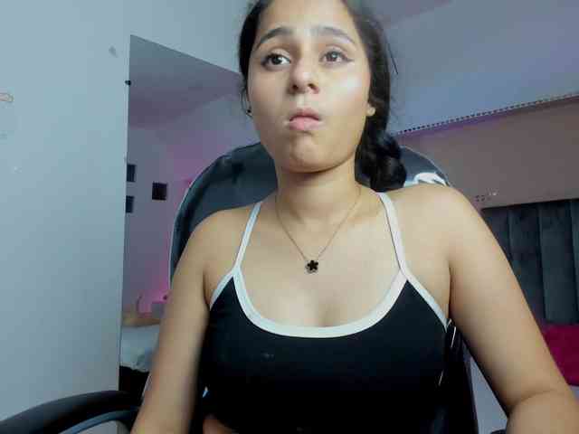 Giselle-Roldan webcam