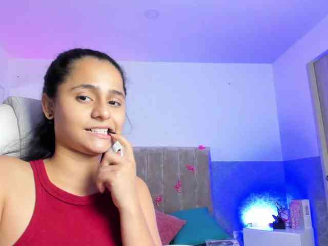 Giselle-Roldan webcam