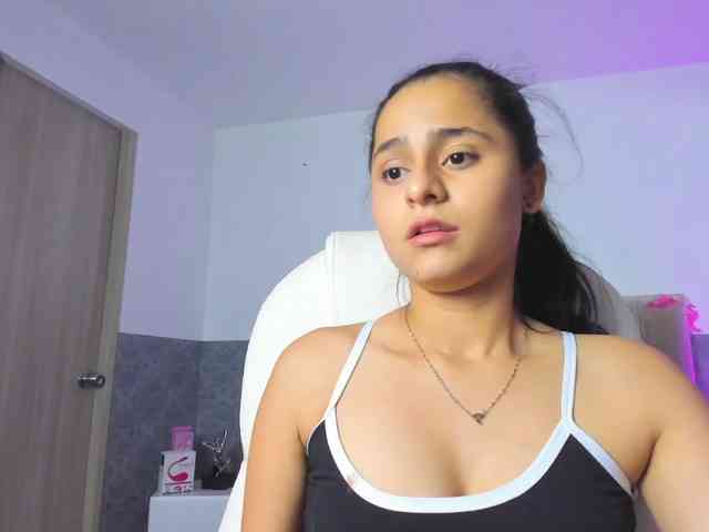Giselle-Roldan webcam