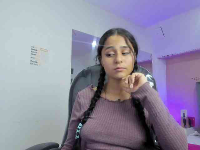 Giselle-Roldan webcam