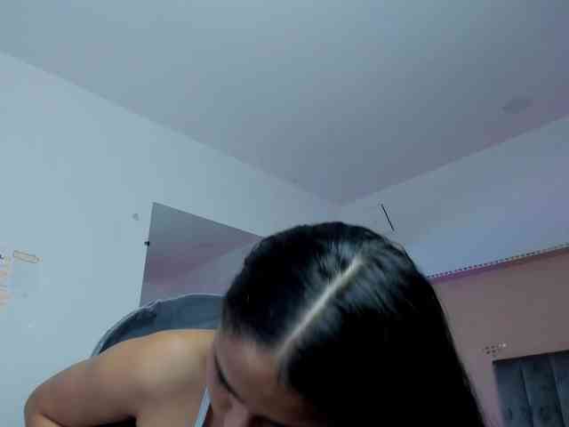 Giselle-Roldan webcam