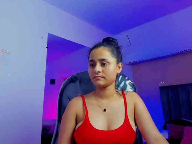 Giselle-Roldan webcam