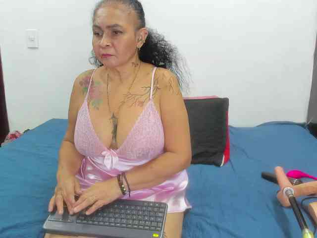 cloeerabbyt webcam