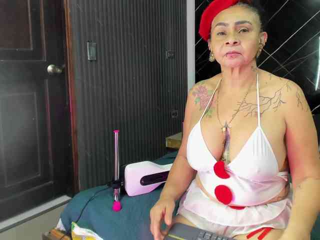 cloeerabbyt webcam