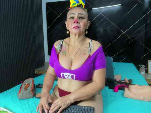 cloeerabbyt webcam
