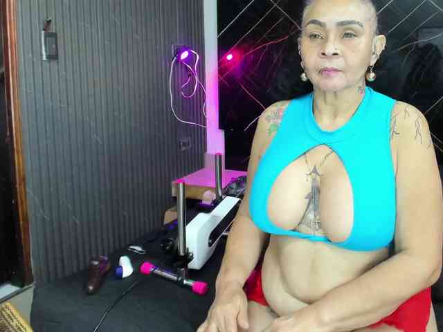 cloeerabbyt webcam